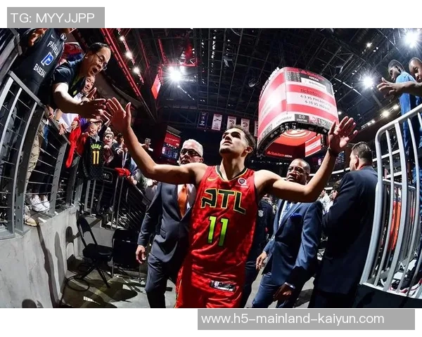 马刺与热火激战正酣NBA经典对决再度上演球迷热情高涨